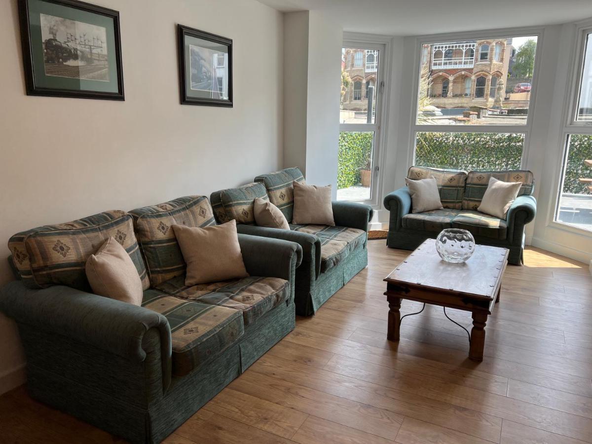 Beautiful Apartment,No 1, With Parking イフラクーム エクステリア 写真